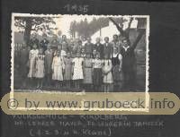 Volksschule Rindlberg 1935<br>(6 von links stehend Gratzl Karl)<br>(2 von links stehend Gratzl Theresia)
